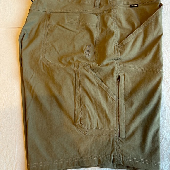 Kuhl NWT Men Size 34 Green Renegade 9 Inch Short Performance Outdoor Camp Hike - Picture 9 of 13